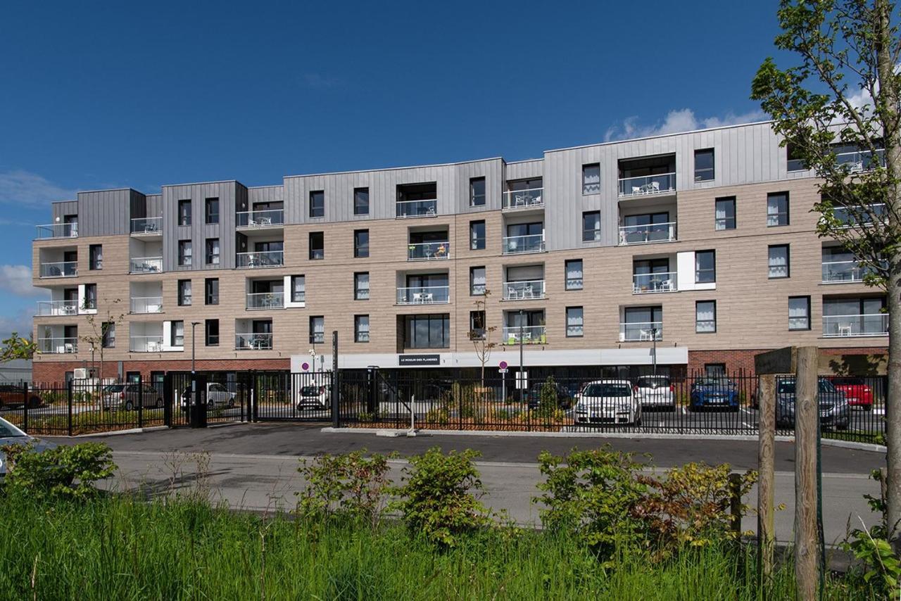 Domitys Le Moulin Des Flandres Aparthotel Lesquin Esterno foto